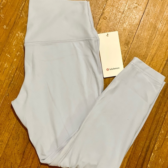 Lululemon Align HR Pant 25” in pale blue - Picture 5 of 8